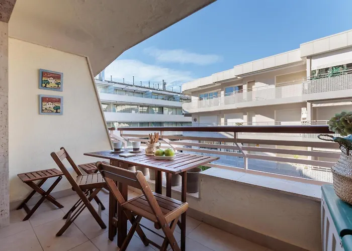 Lets Holidays In Tossa Apartment *