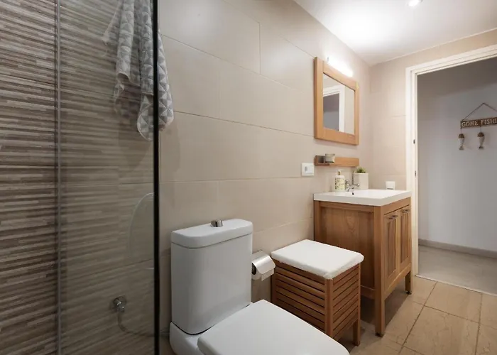 Lets Holidays In Tossa Apartment