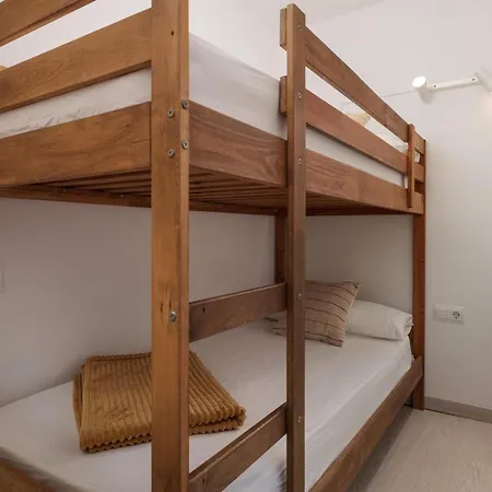Lets Holidays In Tossa Appartamento *