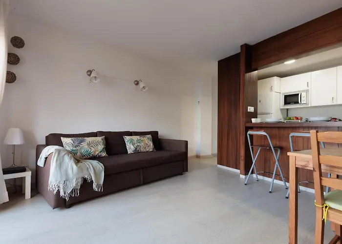 Lets Holidays In Tossa Апартаменты Тосса-де-Мар